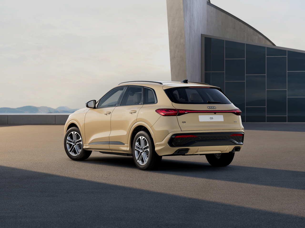 Obrázek Q5 TFSI 150kW quattro STR