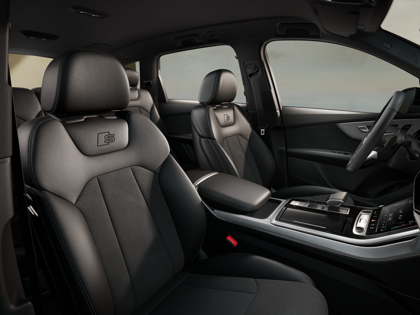 Obrázek Q7 SUV S line TDI 210kW quattro