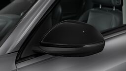 Kryty vnějších zpětných zrcátek v černé