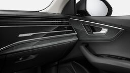 Dekorace z šedého dubového dřeva