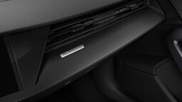 Dekorace ze strukturovaného karbonu