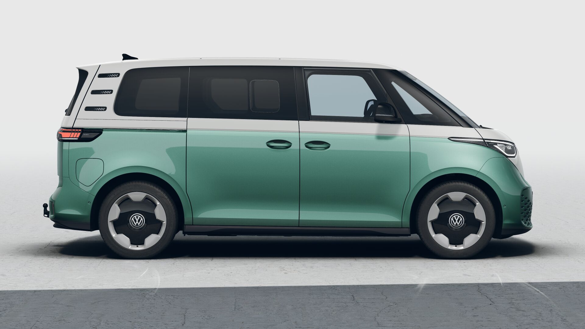 Obrázek Akční ID. Buzz Pro 79 kWh