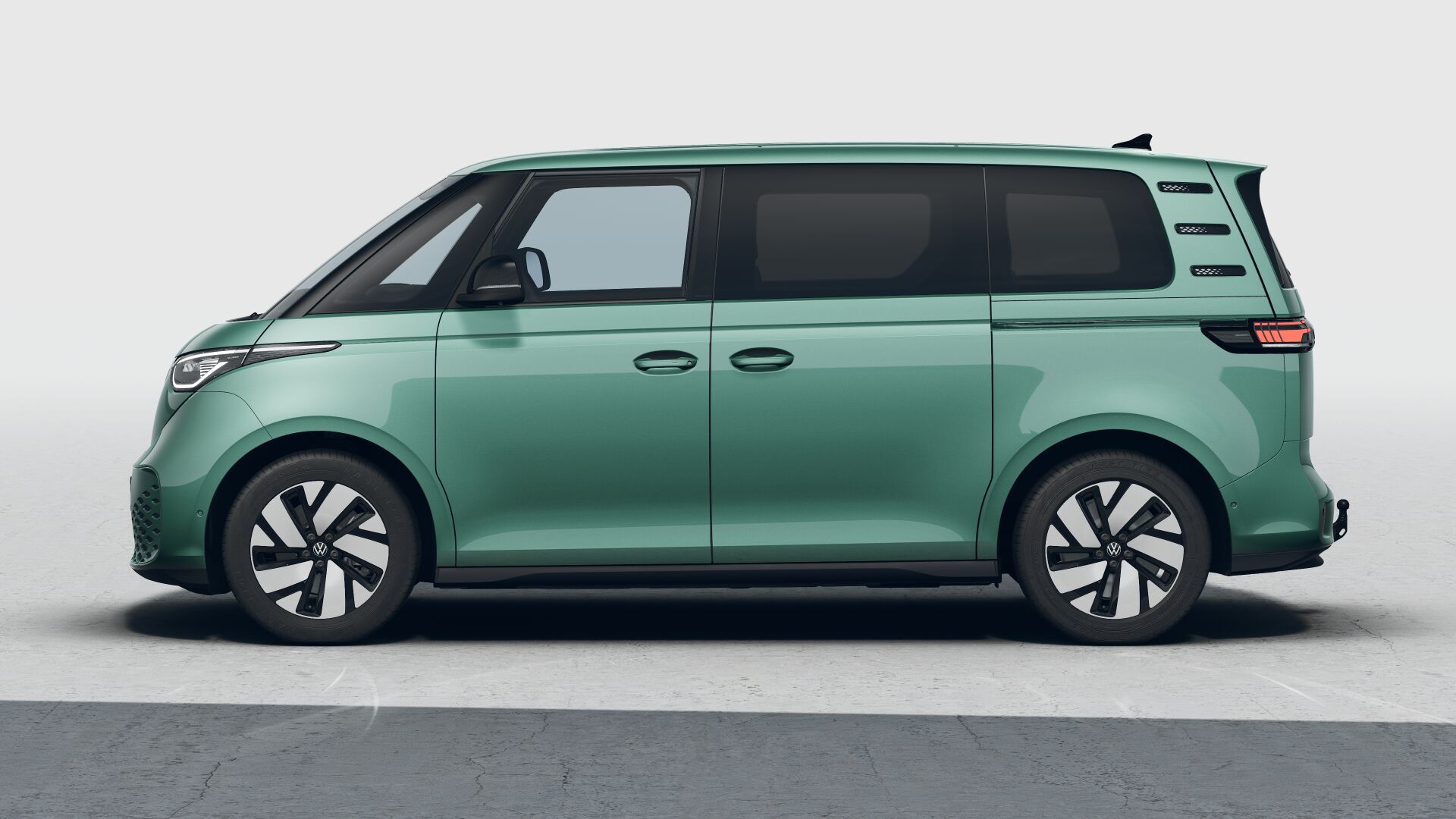Obrázek Akční ID. Buzz Pro 79 kWh