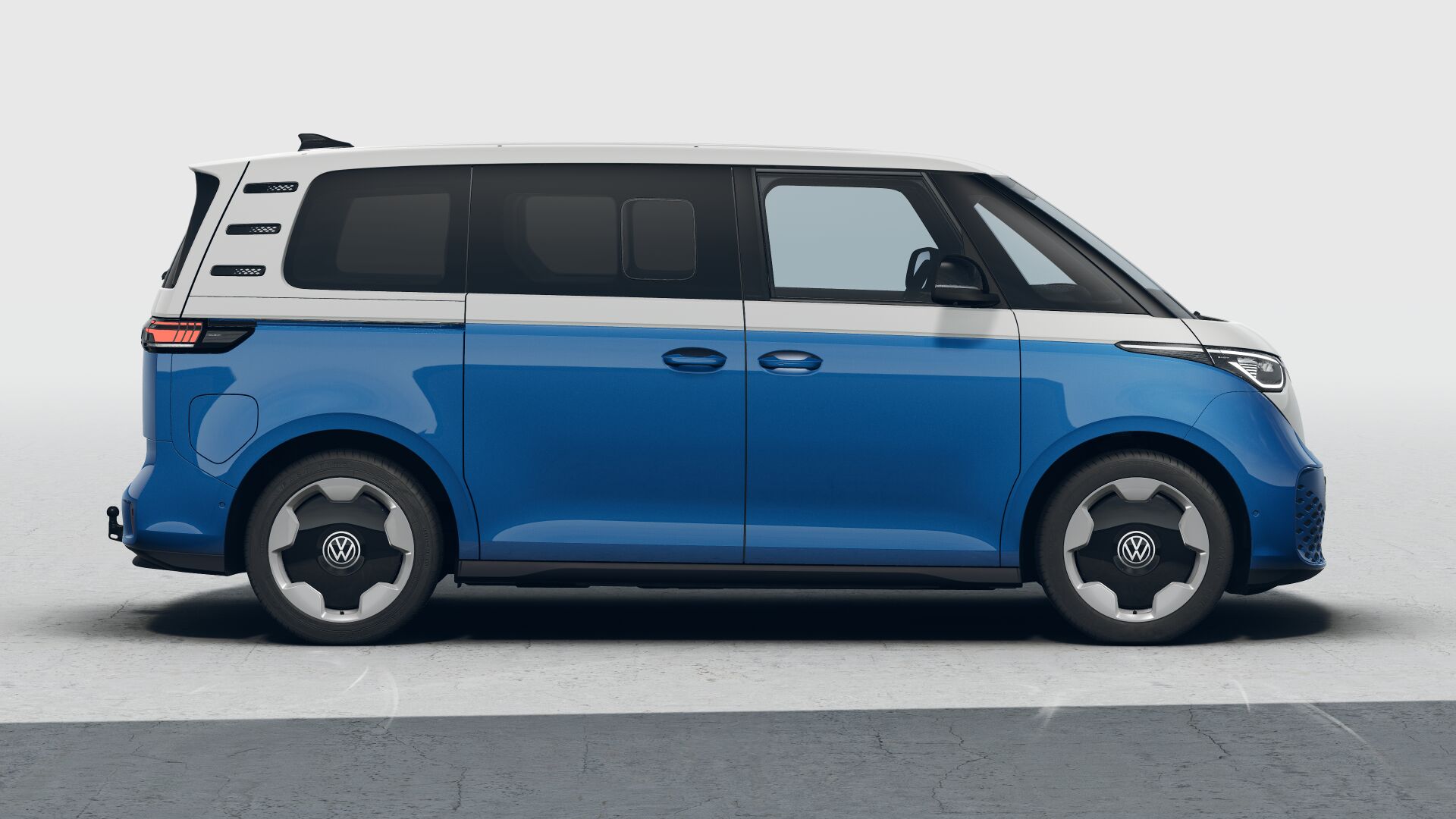 Obrázek Akční ID. Buzz Pro 79 kWh