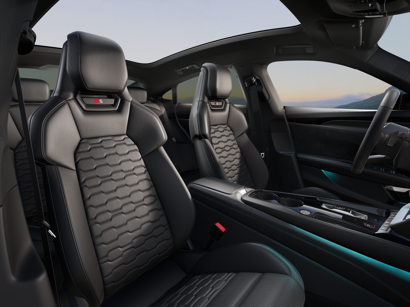 Slika S e-tron GT quattro