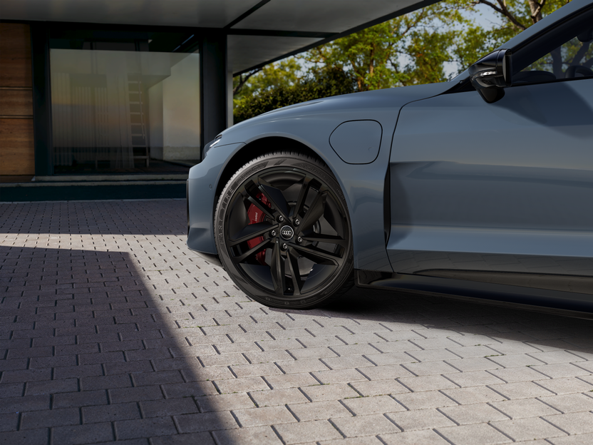 Slika S e-tron GT quattro