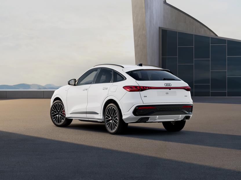 Slika Q5 Sportback e-hybrid quattro 220 kW