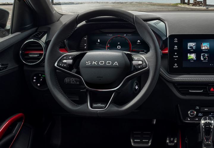 Mali kožni paket (sportsko trokrako