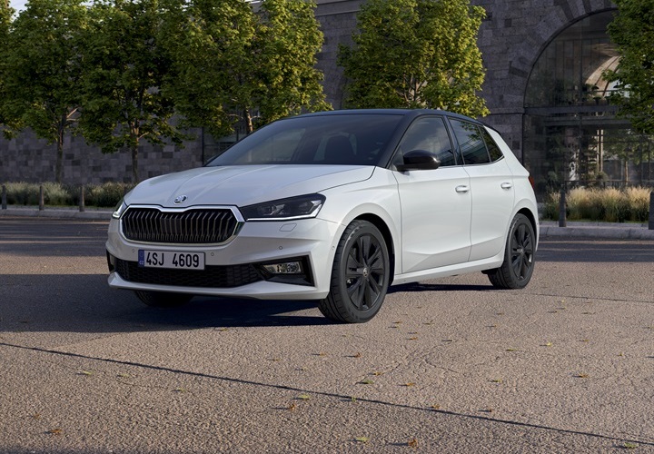 "COLOR CONCEPT BLACK"