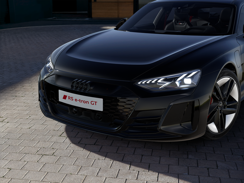 RS e-tron GT képe