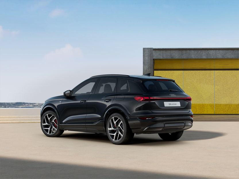 Q6 e-tron Performance Business képe