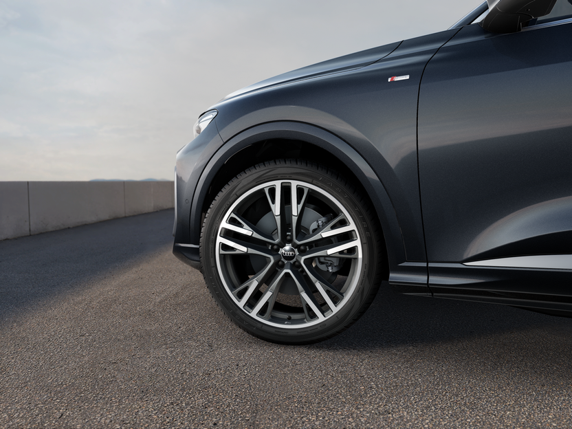 Q5 40 TDI quattro S tronic képe