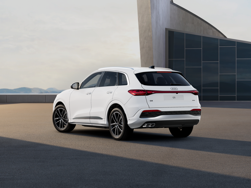 Q5 40 TDI quattro S tronic Business képe