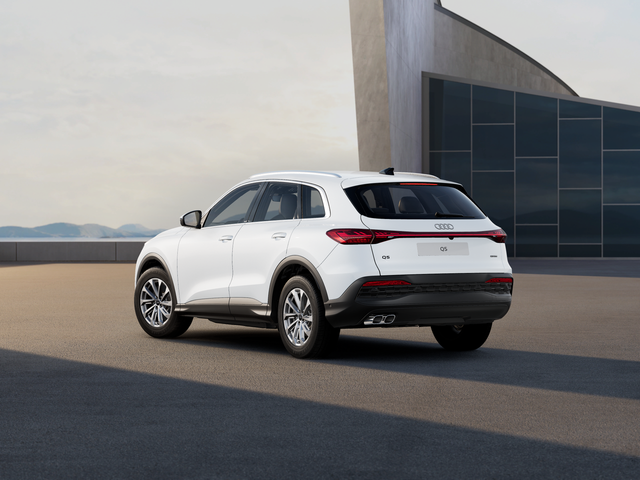 Q5 40 TDI quattro S tronic Business képe