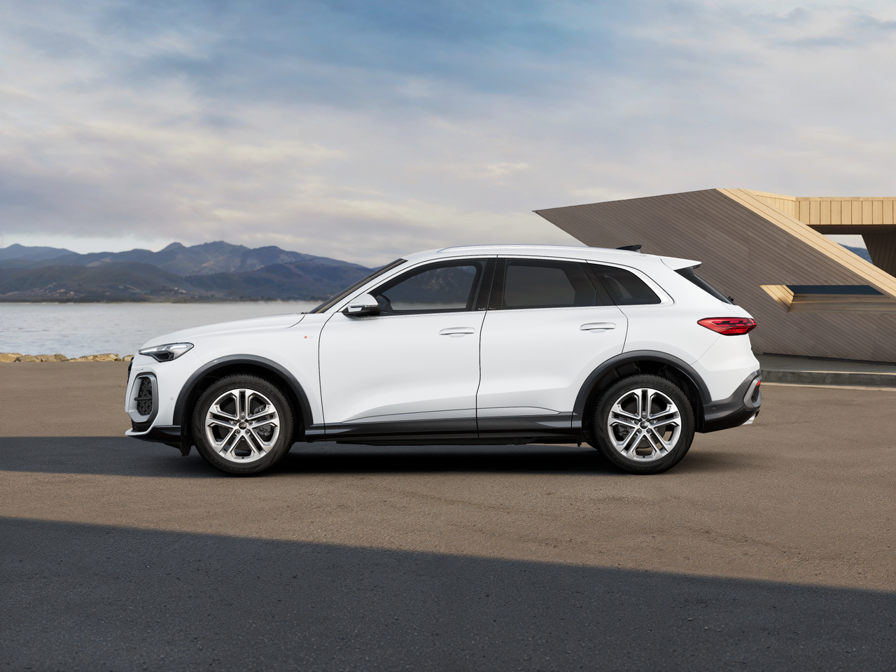 Q5 40 TDI quattro S tronic Business képe