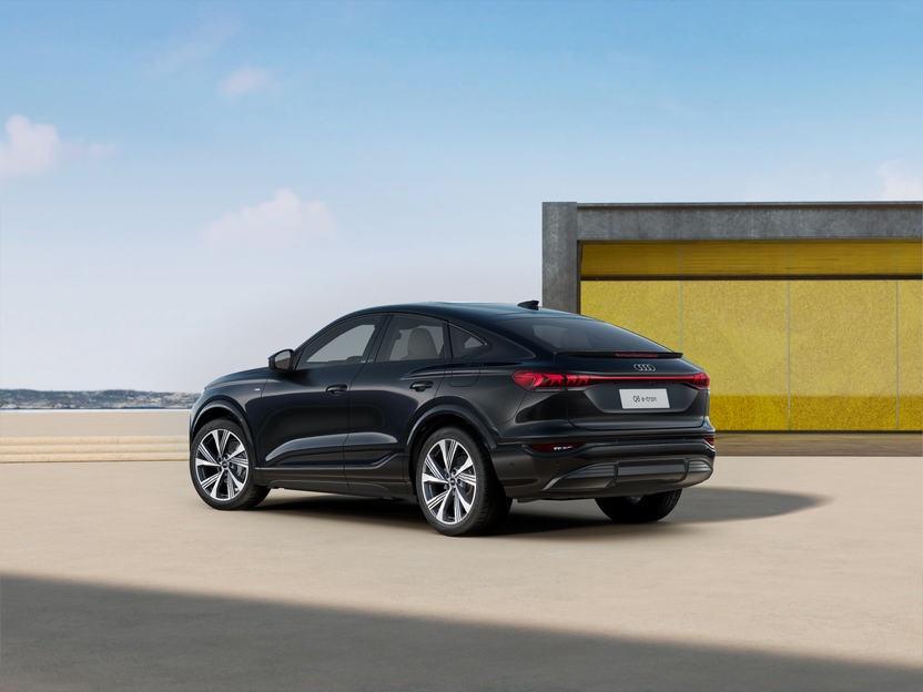 Q6 Sportback e-tron Performance képe