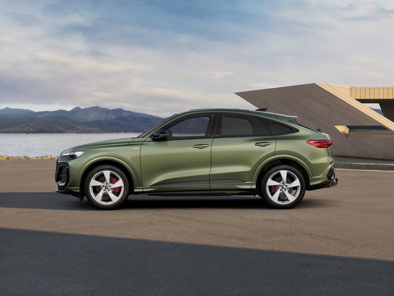 Q5 Sportback 40TDI qu. S tronic Business képe