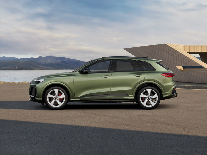 Q5 40 TDI quattro S tronic Business képe