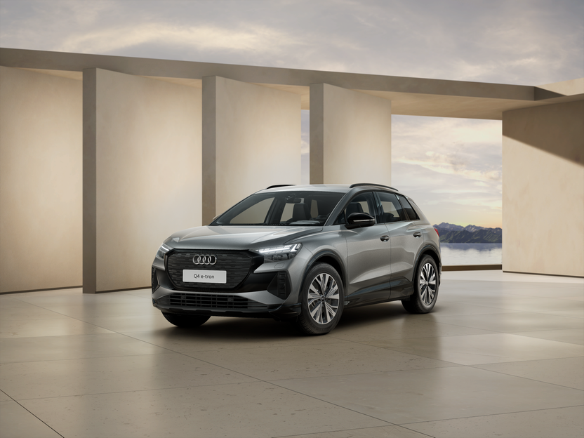 Q4 e-tron 40 Business képe