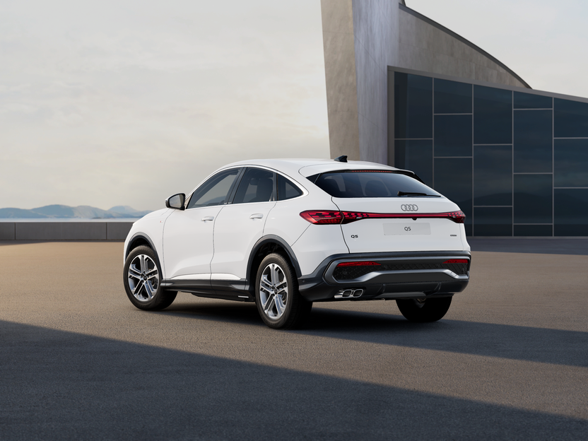 Q5 Sportback 40 TDI quattro S tronic képe