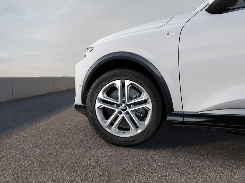 Q5 Sportback 40 TDI quattro S tronic képe