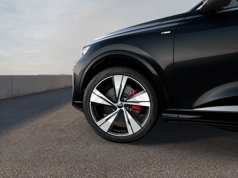 Q5 40 TDI quattro S tronic képe