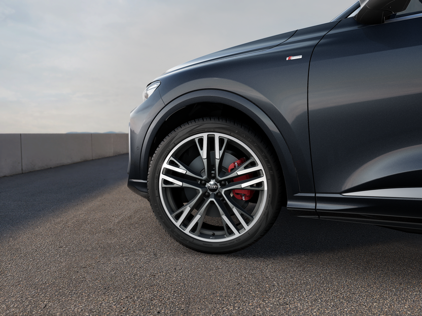 Q5 Sportback 40 TDI quattro S tronic képe