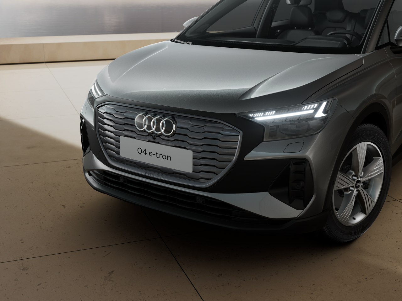 Q4 e-tron 45 quattro Business képe