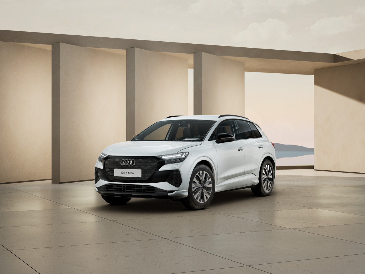 Q4 e-tron 45 Business képe