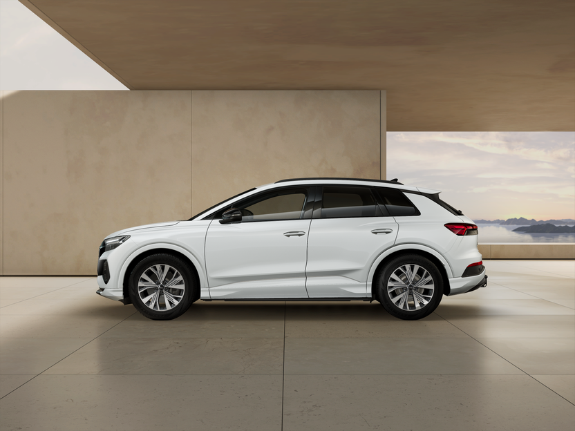 Q4 e-tron 45 Business képe