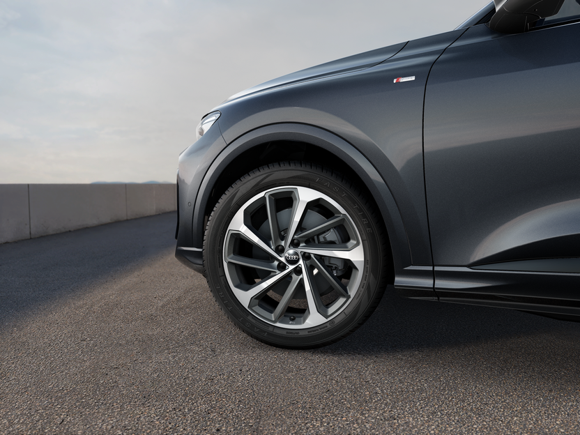 Q5 Sportback 40TDI qu. S tronic Business képe