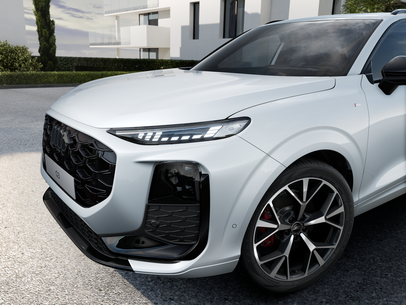 Q3 SUV TFSI quattro 195 kW S tronic képe