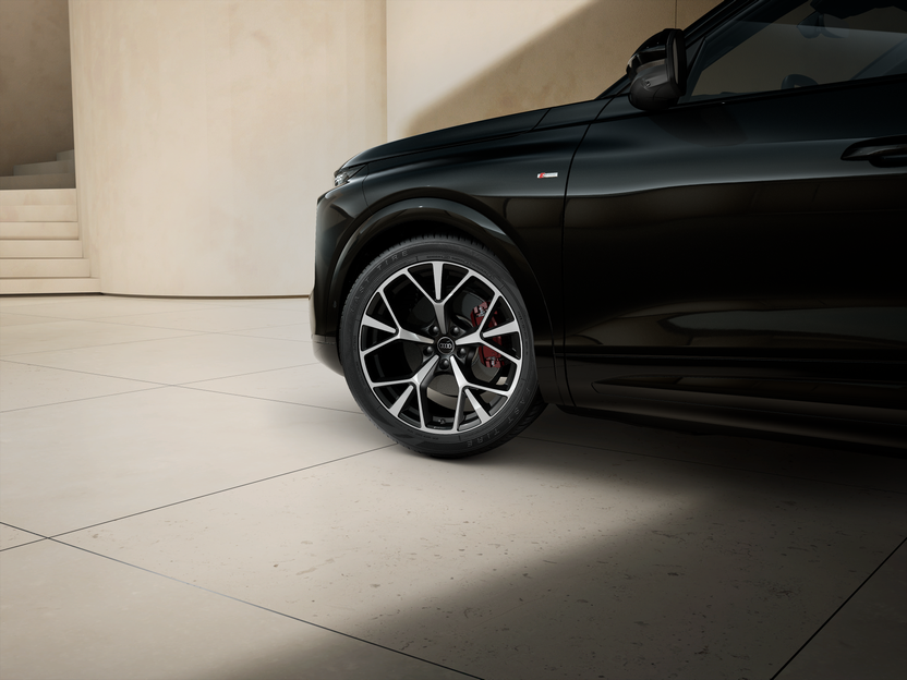 Q7 TDI quattro 220 kW Signature képe