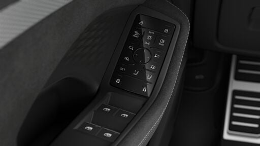 Memóriás vezetőülés és külső tükrök