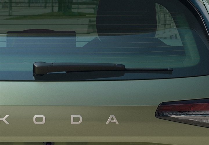 Ablaktörlő- és mosóberendezés hátul