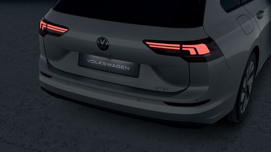Golf Variant Life 1.5 eTSI DSG képe