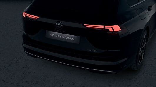Golf Variant Style 1.5 eTSI DSG képe