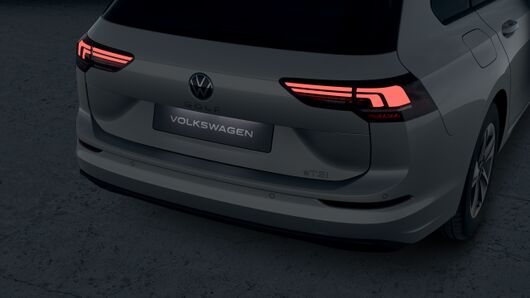 Golf Variant Life 1.5 eTSI DSG képe