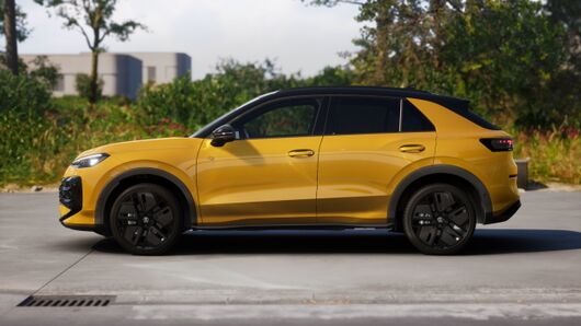 T-Roc R-Line 1.5 eTSI DSG képe