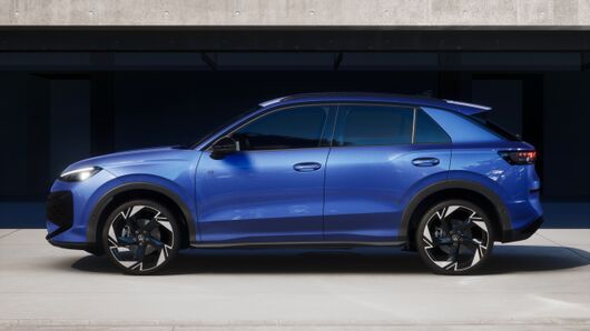 T-Roc R-Line 1.5 eTSI DSG képe