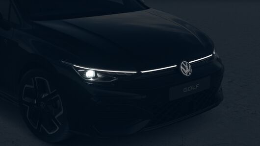 Golf R-Line MAX 1.5 eTSI DSG képe