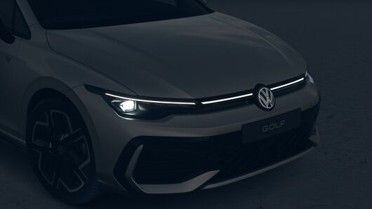 Golf R-Line MAX 1.5 eTSI DSG képe