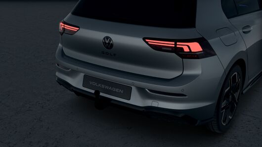 Golf R-Line MAX 1.5 eTSI DSG képe