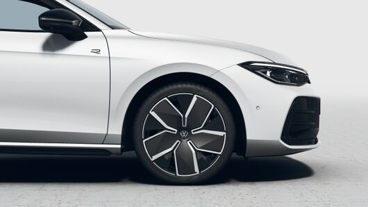 Passat Variant R-Line TSI Plug-In-Hybrid képe