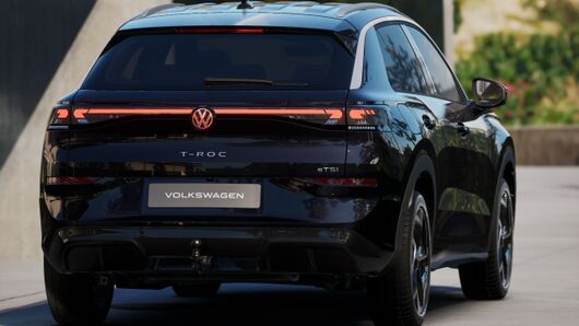 T-Roc R-Line 1.5 eTSI DSG képe