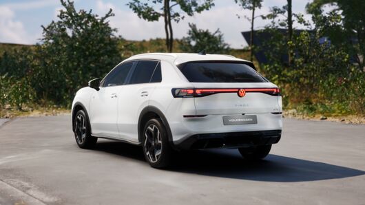 T-Roc R-Line 1.5 eTSI DSG képe