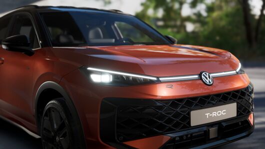 T-Roc R-Line 1.5 eTSI DSG képe