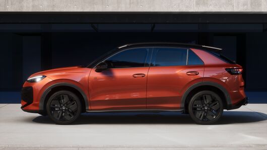 T-Roc R-Line 1.5 eTSI DSG képe