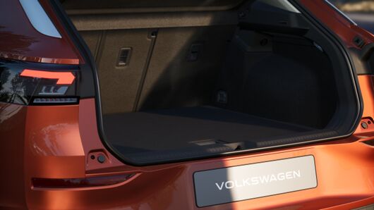 T-Roc Life 1.5 eTSI DSG képe