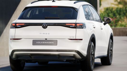 T-Roc Life 1.5 eTSI DSG képe